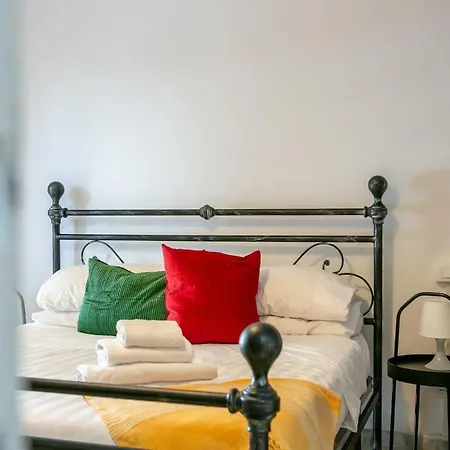 Appio Claudio Metro Linea A *