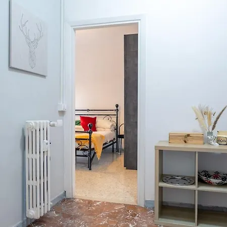 Appio Claudio Metro Linea A *