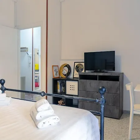 Appio Claudio Metro Linea A